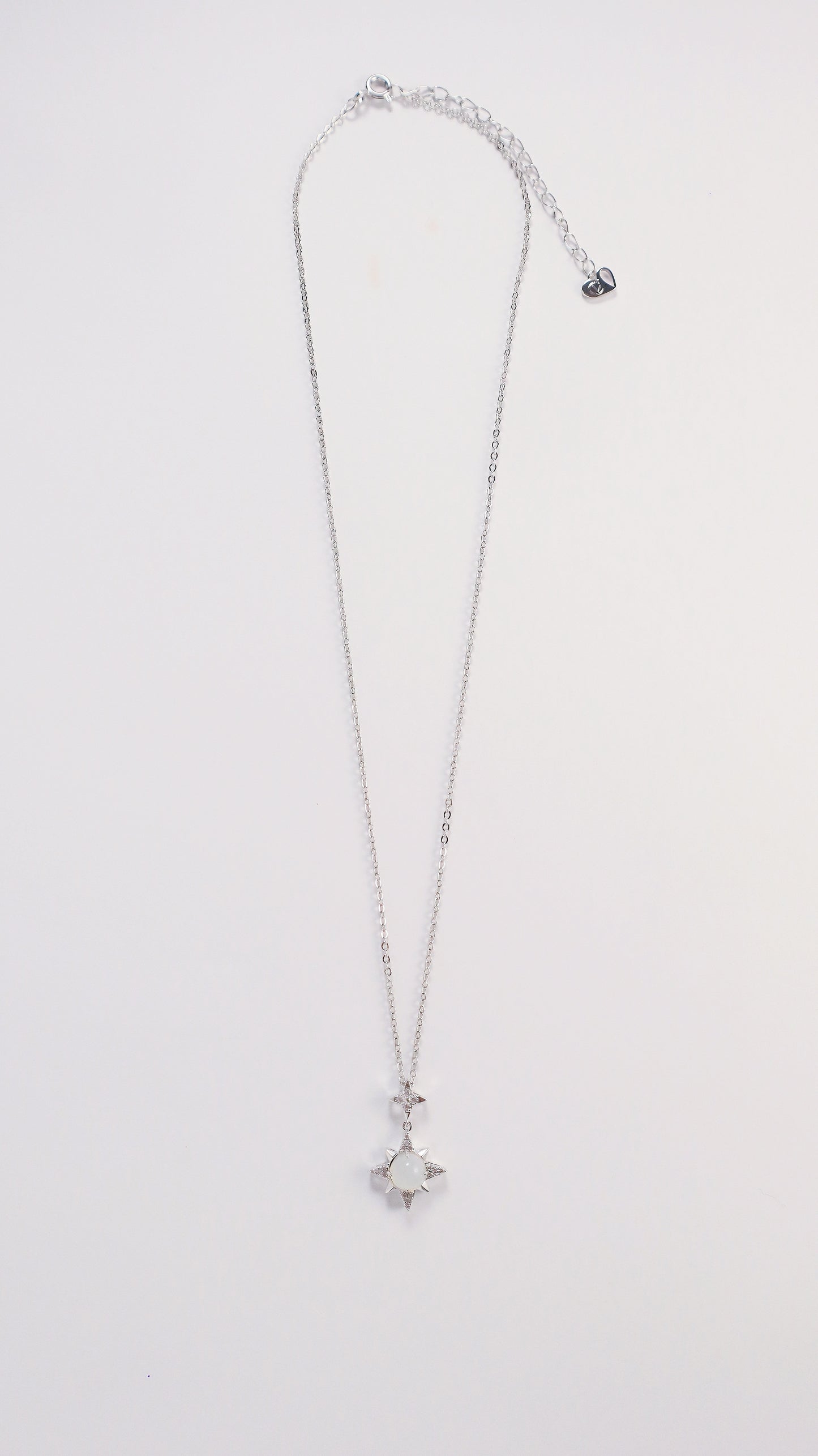 Gypsophila clavicle chain, gilded