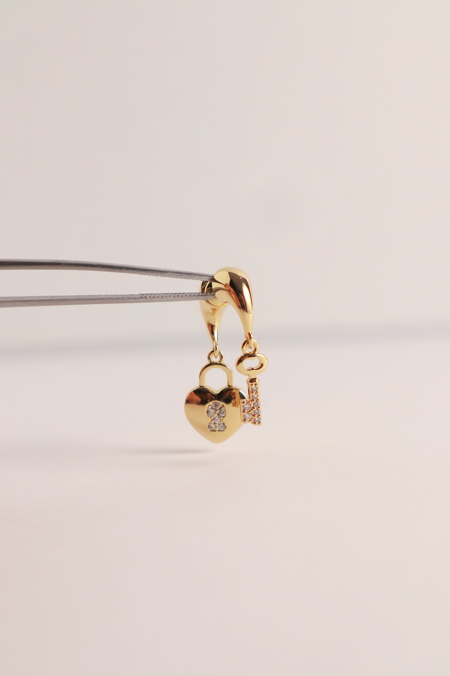 Happy Lock Zirconia Double Layer Earrings