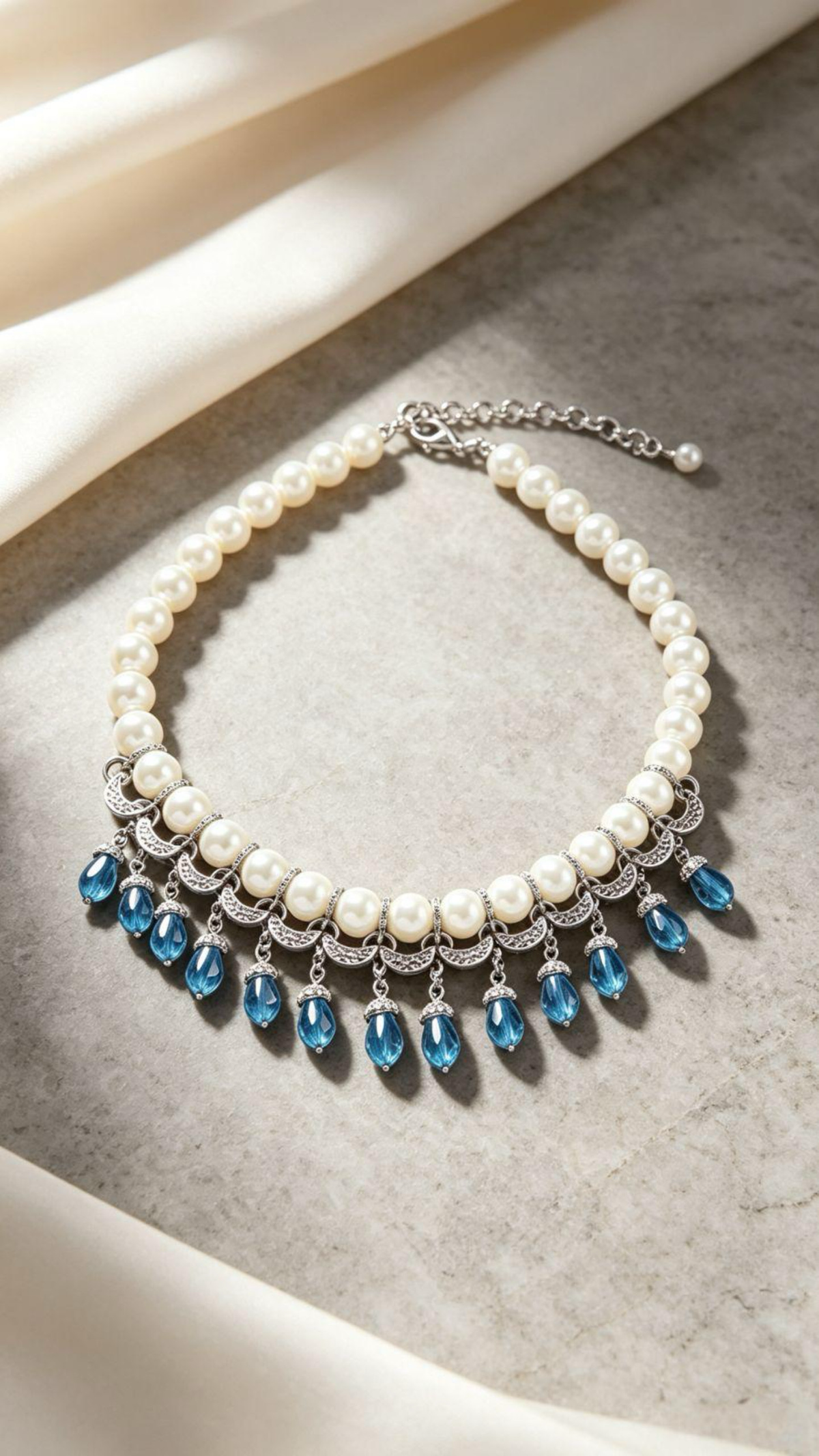 Heavy industry silver-plated faux pearl necklace